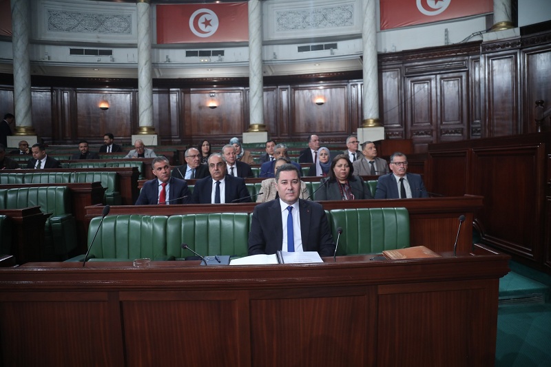 في جلسة عامة برلمانية..   مساءلة وزير النقل حول الـ"RFR".. النقل المدرسي.. مطار طبرقة ومحطة باجة